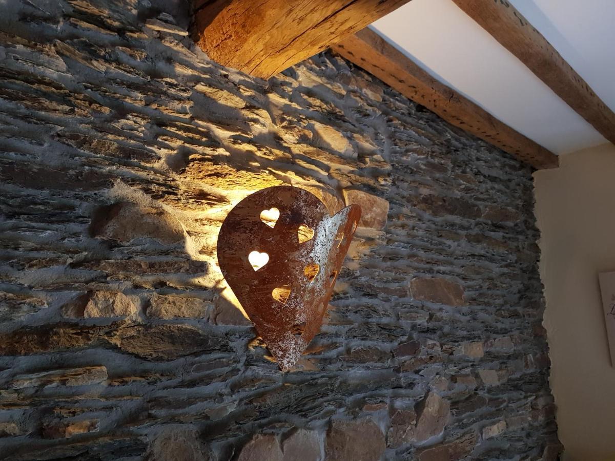 Gite Au Coeur De Champlon Exteriér fotografie